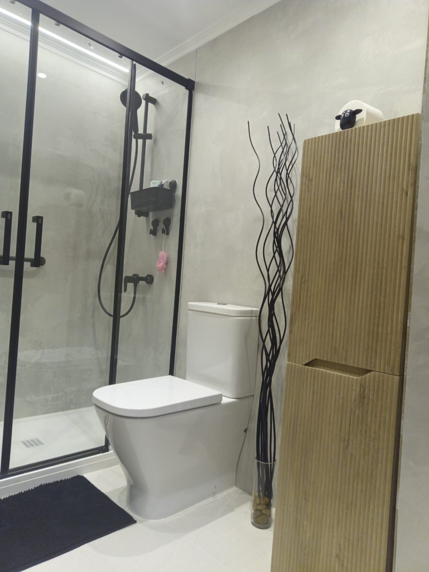 inodoro The Gap adosado a pared