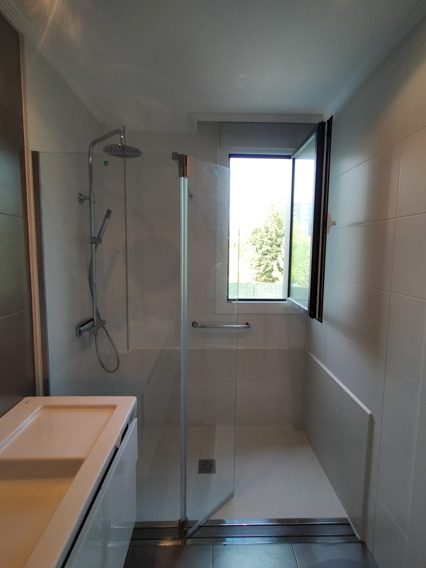 CAMBIO DE BAÑERA POR DUCHA CAMBIO DE BAÑERA POR DUCHA